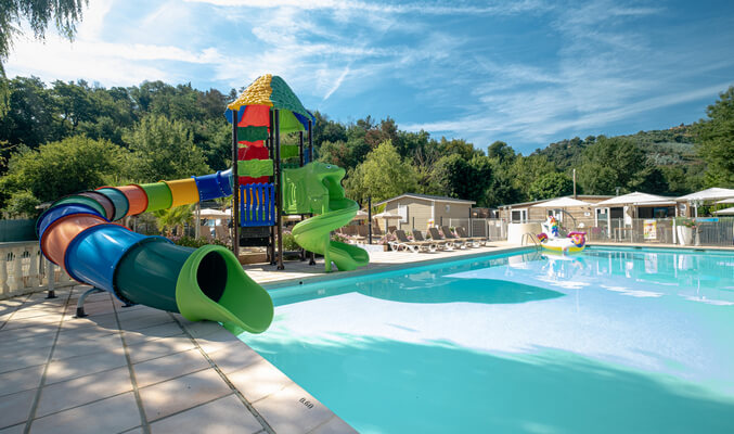 toboggan piscine